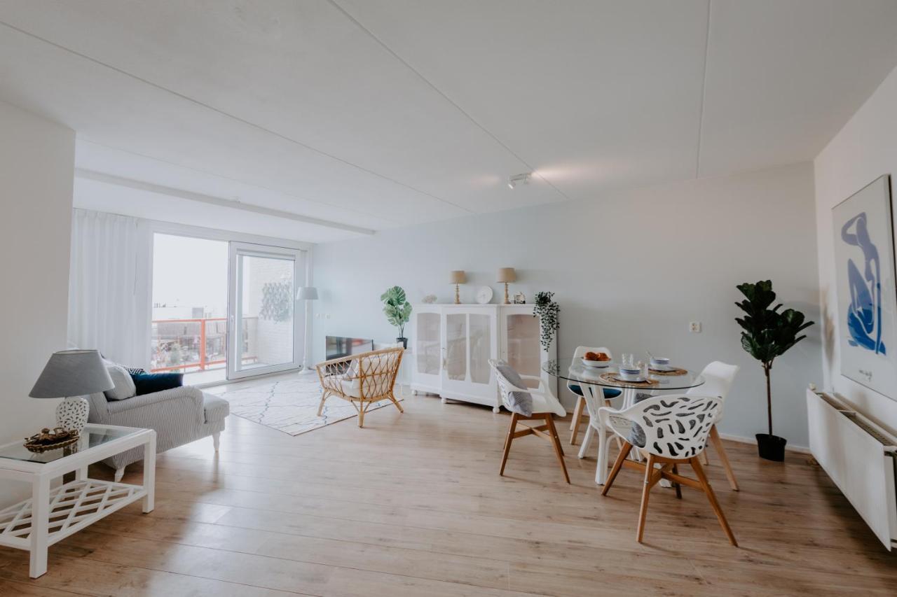 Stijlvol Appartement Op Strand Makkum Extérieur photo